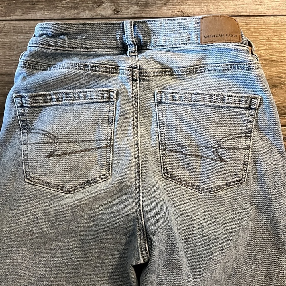 American Eagle Mom Straight Jeans - Picture 5 of 7